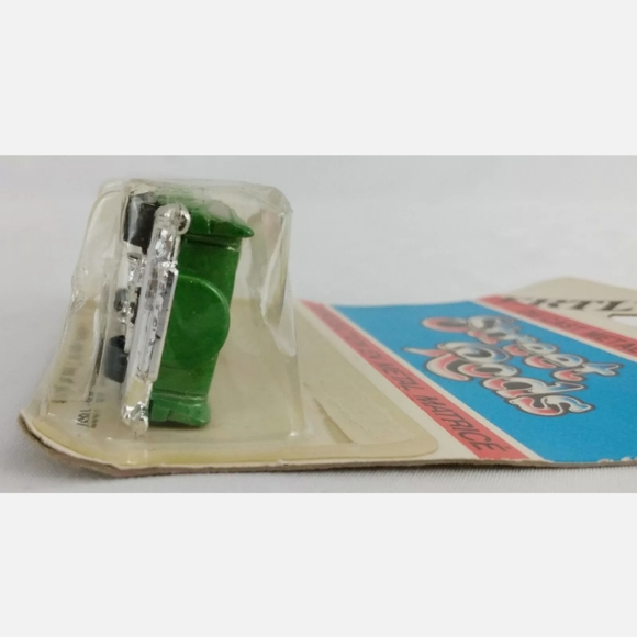 80 Street Rods 57 Chevy Metallic Green Convertible - Picture 6 of 8